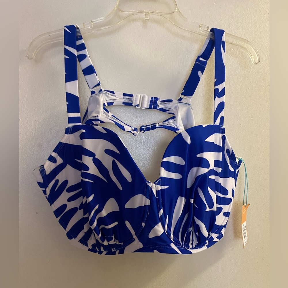 Kona Sol Womens Bikini Swim Swimsuit Top Only 22 22W Blue White Underwire NWT